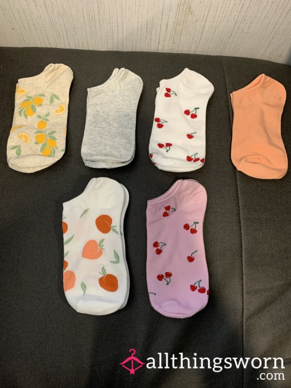 Old Navy Print Socks