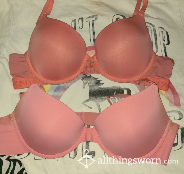 2 Old Peachy-Pink Padded Bras Slight PushUp