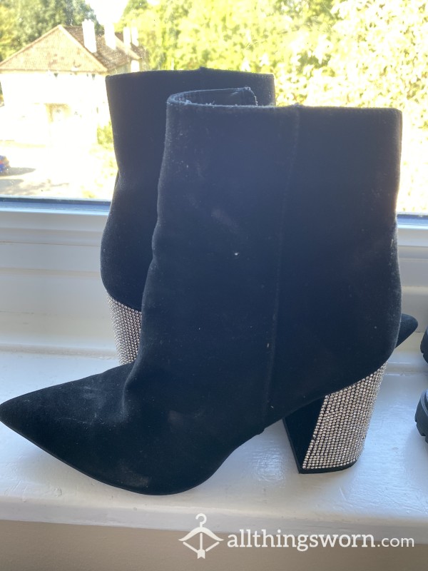 Old Pointed Diamanté Boots