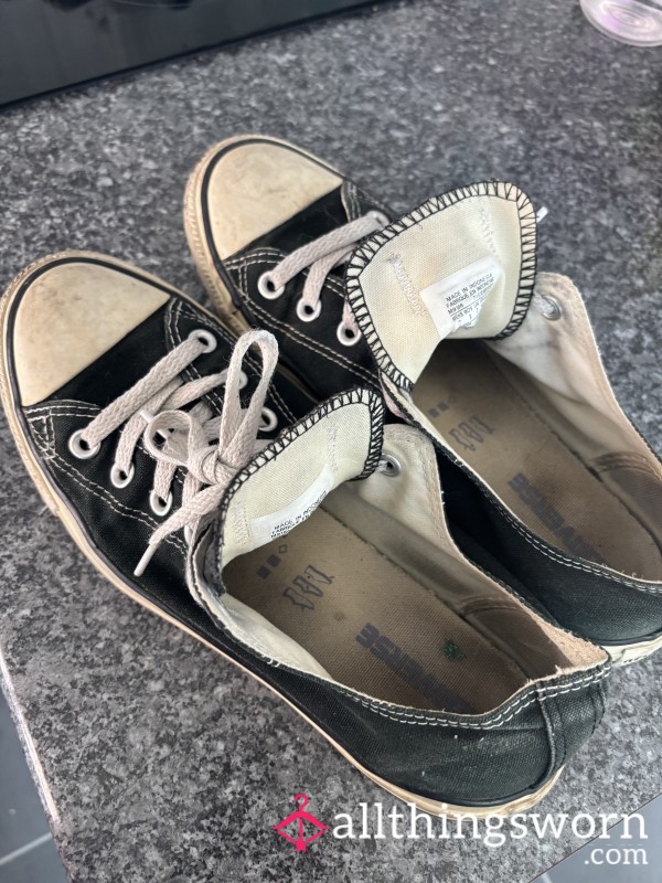 Old Used Converse