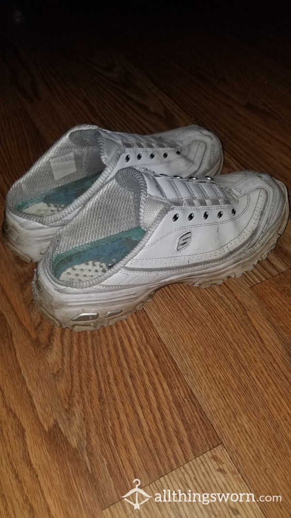 Old White Sketchers