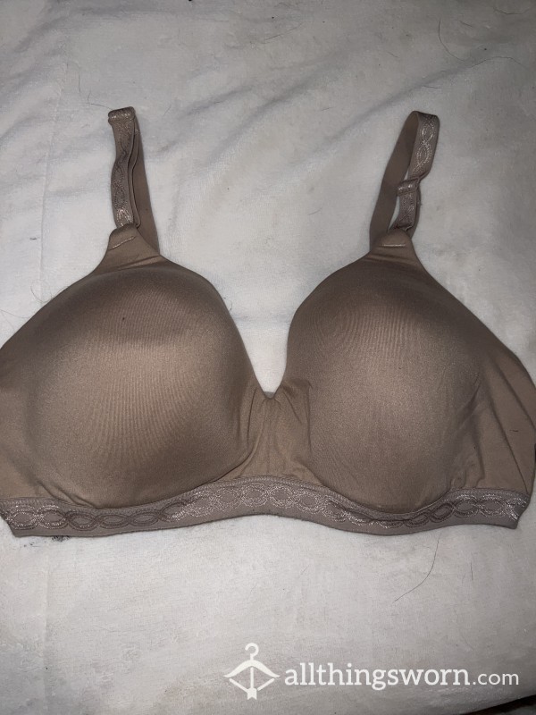 Old Worn Nude Padded Bra