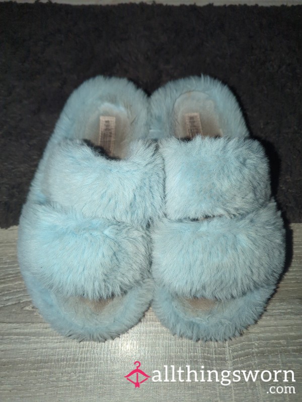 Open Toe Blue Slippers