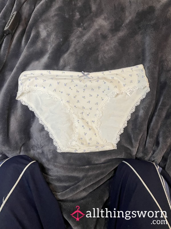 PATTERNED USED PANTIES