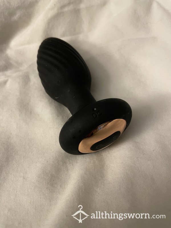 Vibrating A**l Plug