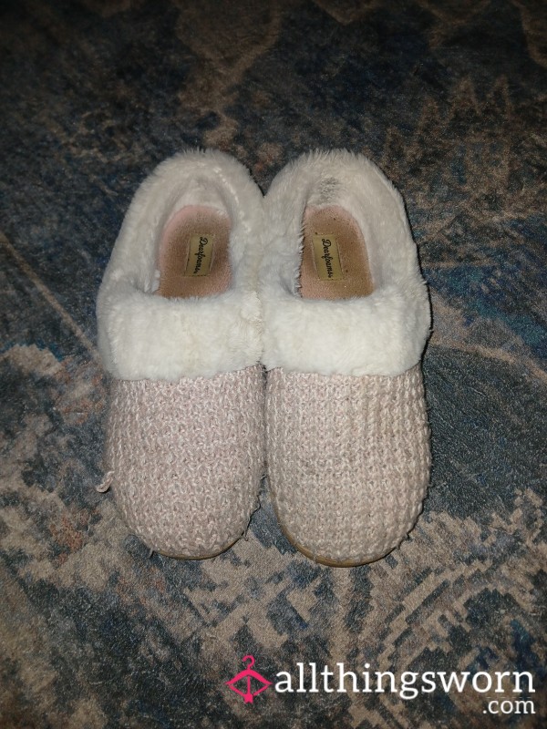 Pink Dearfoam Slippers