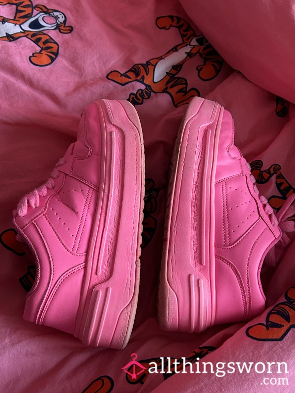 Pink Dirty Size 5 Trainers.