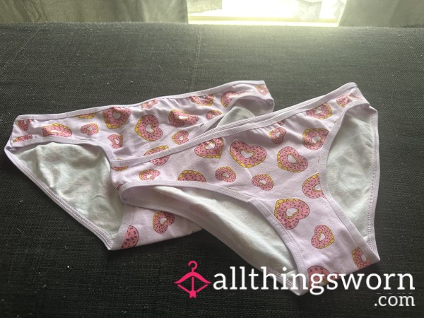 🩷PINK DONUT PANTIES🩷(READ DESCRIPTION!)