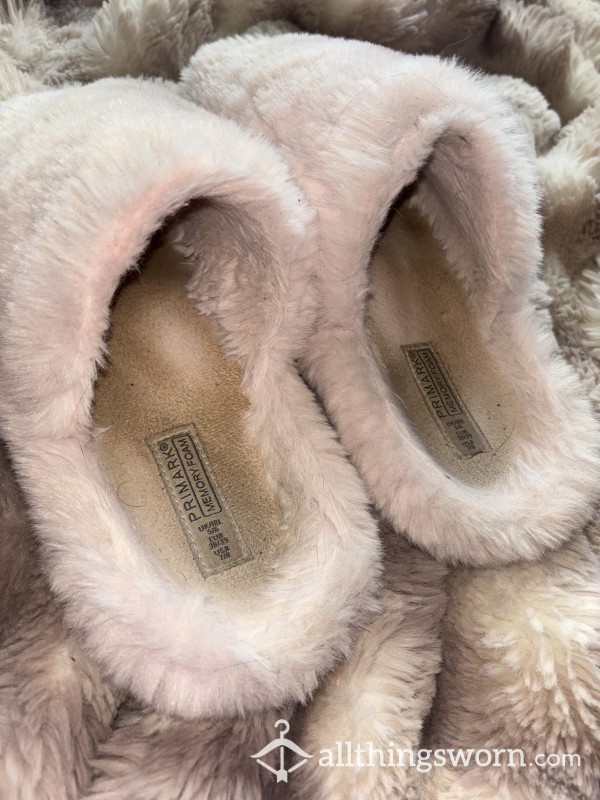 Pink Fluffy Slippers