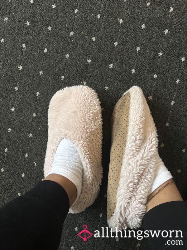 Pink Fluffy Worn Slippers