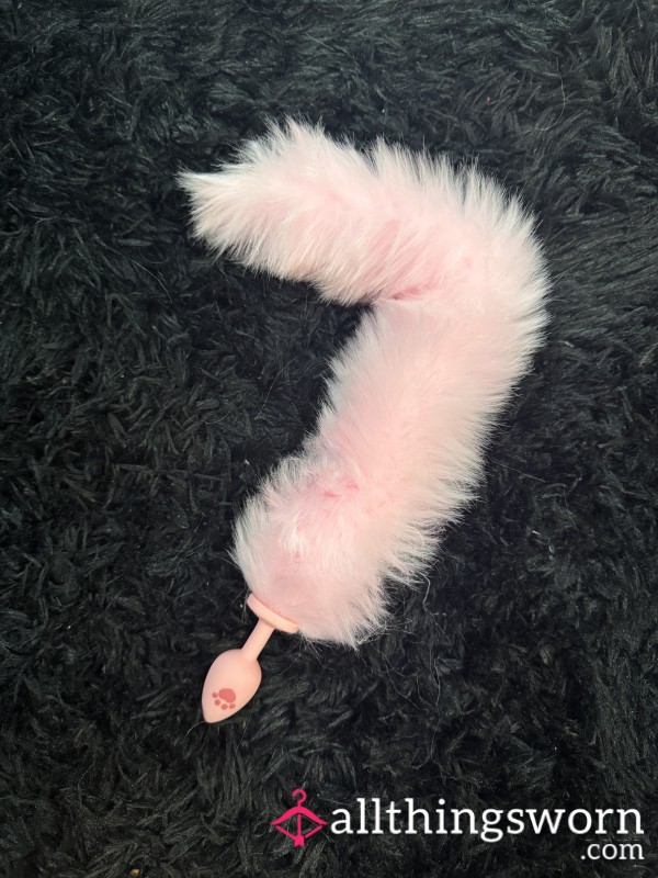 Pink Fox Tail Bu*tplug - Make Me Purrrrrr 🦊