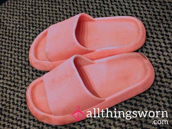 🩷🩴 Pink Grotty Sliders - Slippers 🩴🩷