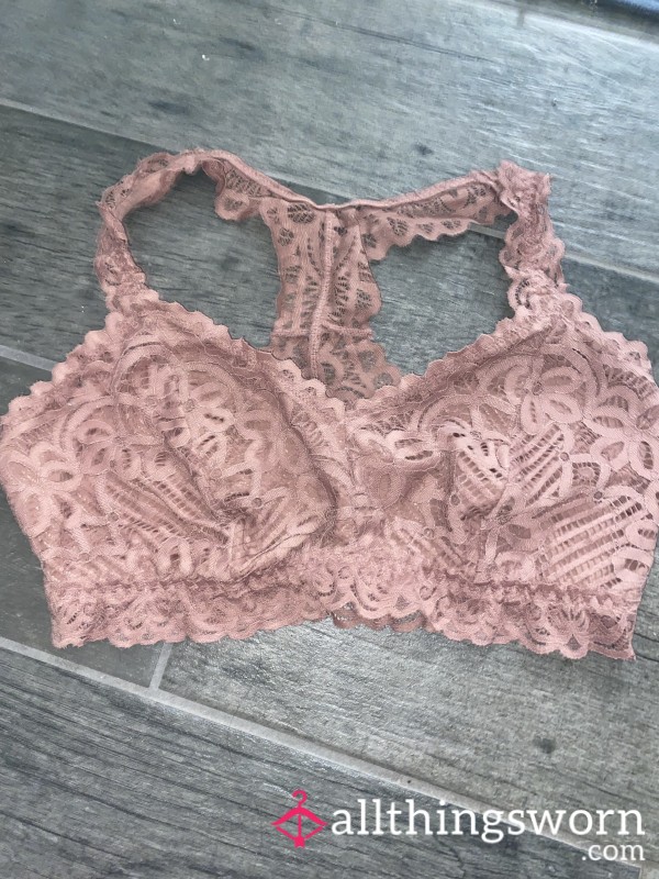 Pink Lacey Bra 💖✨