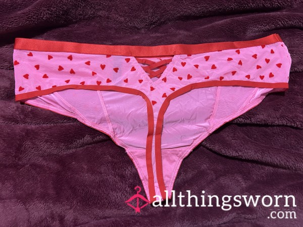 ~PINK MESH & SATIN RED HEART PRINT THONG~