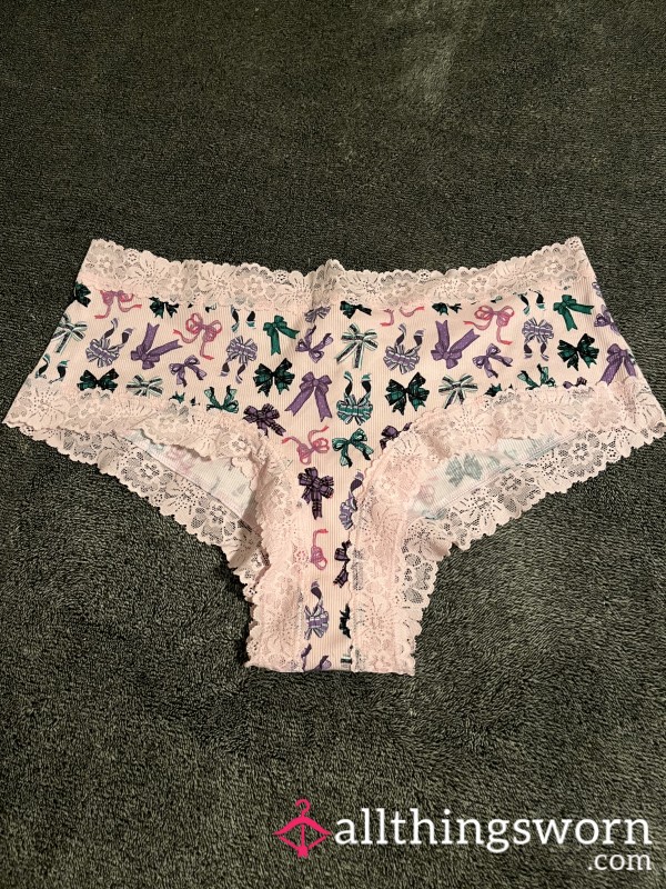 Pink Panties With Bows And Lace Trim