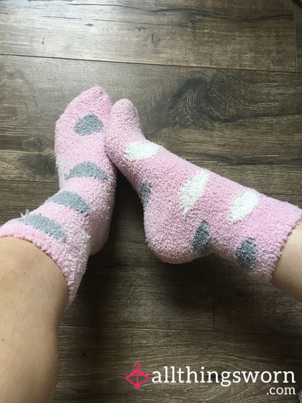 Pink Polka Dot Fuzzy Socks