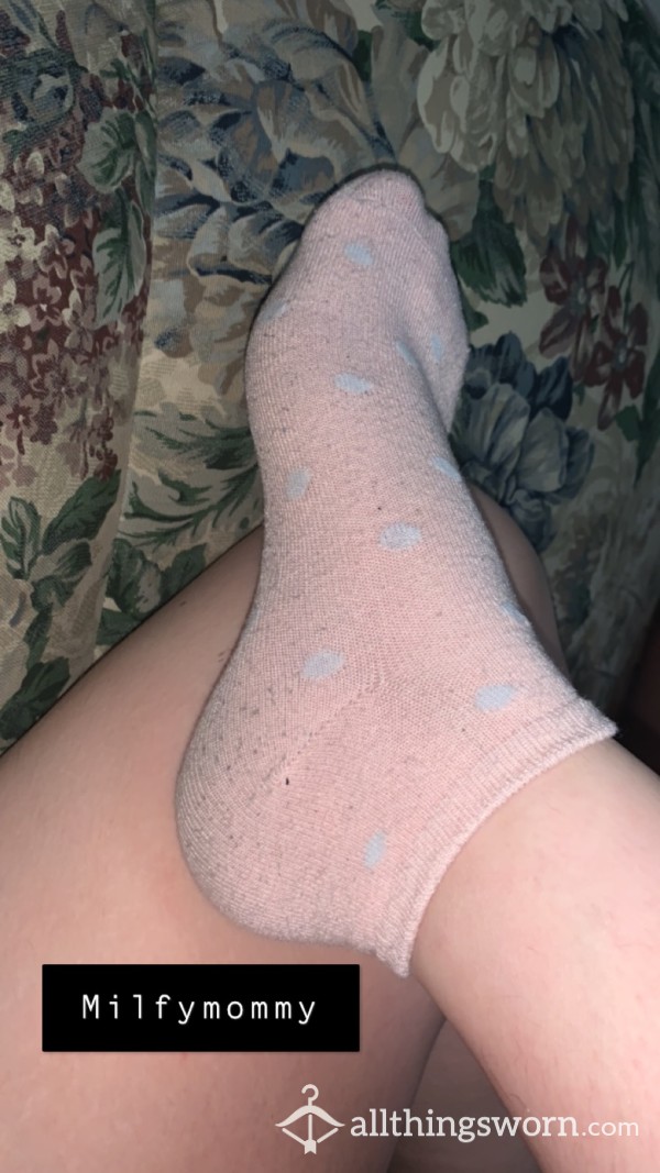 Pink Polka Dot Socks 🧦