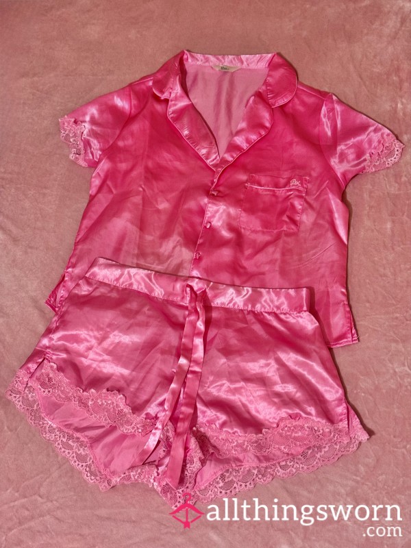 🎀Pink Satin Silk Pyjamas Set With Lace