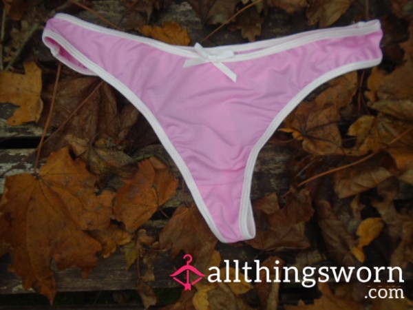 💗💗Pink Thong With White Bow To Front💗💗