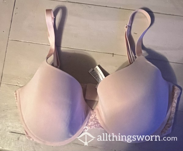 Pink Victoria’s Secret Bra 36 DD Comes With Seven Day Wear