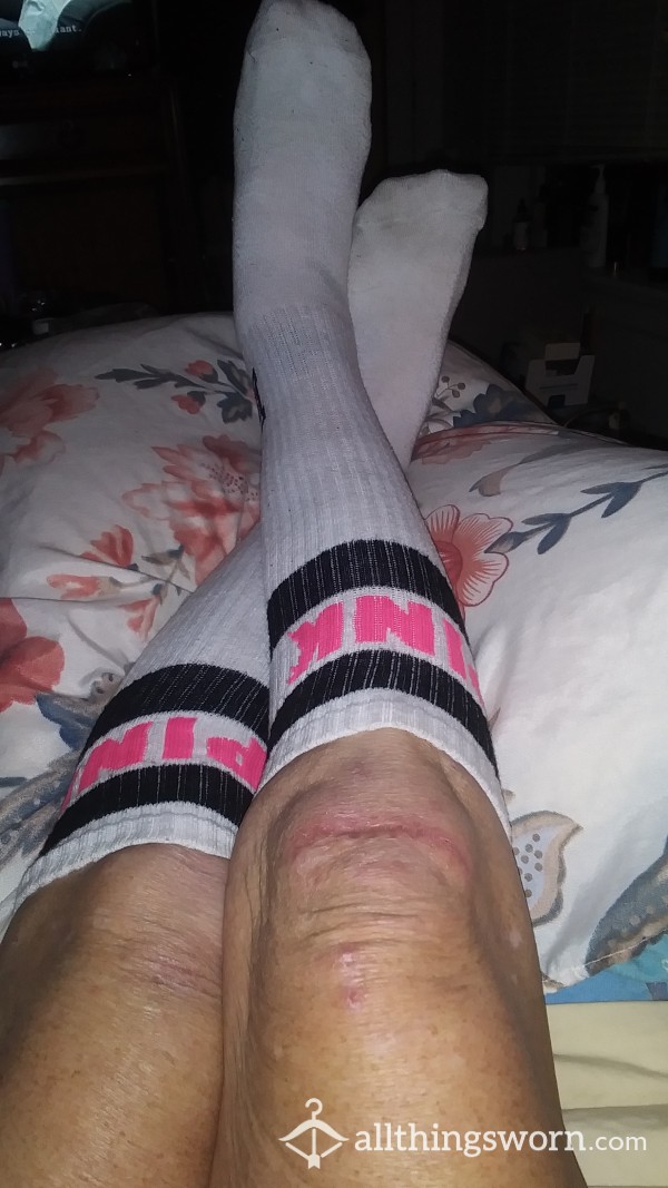 PINK White Knee High Tube Sock