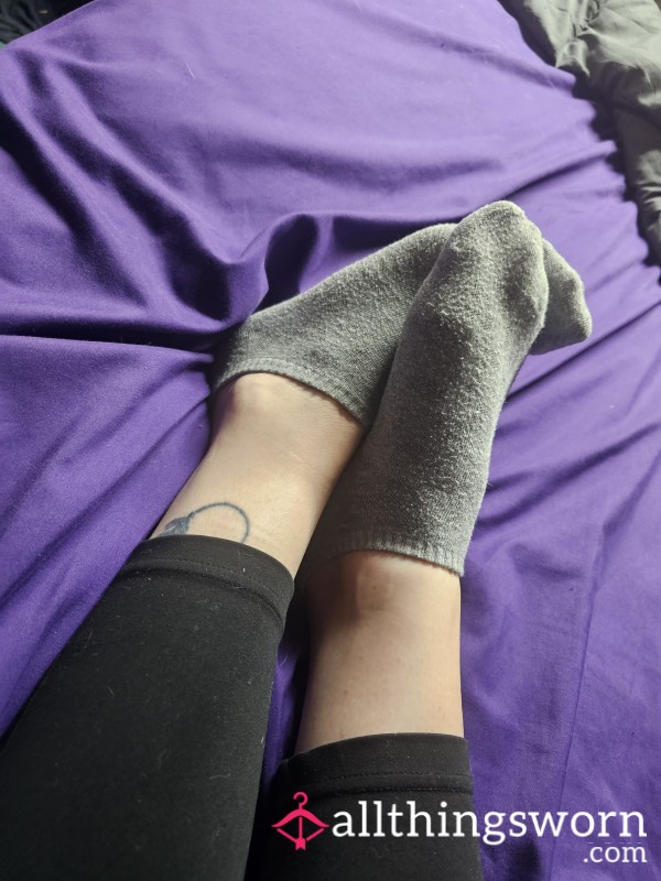 Plain Gray Ankle Socks