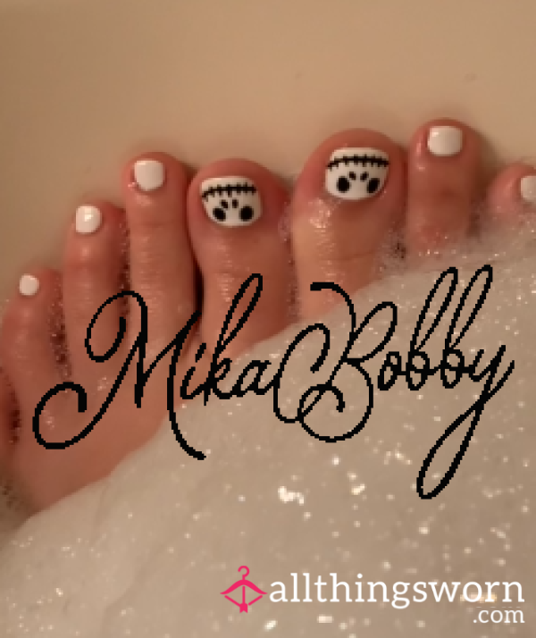 Playtime! Wet Bathtub P**k-A-Boo Skeleton Toes (Soaking)