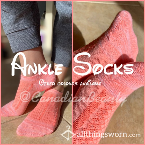 Pretty Cor*l Ankle Socks