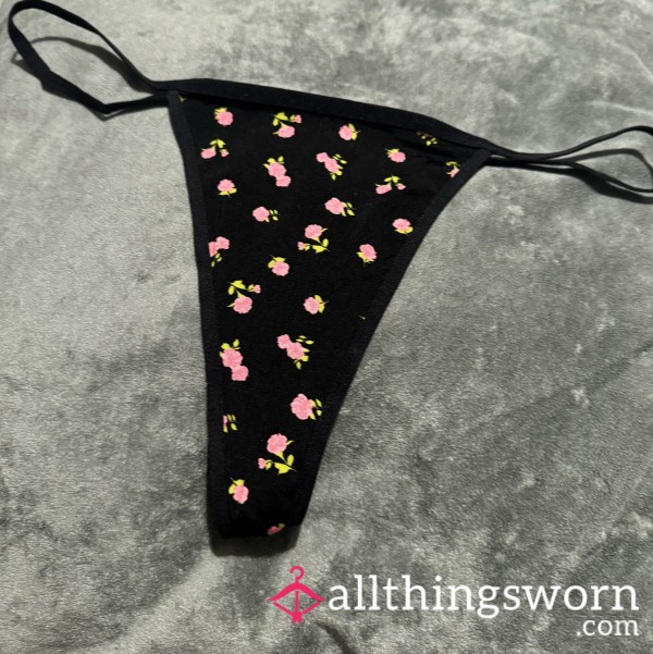 **SOLD**Pretty Flor*l Silky Thong