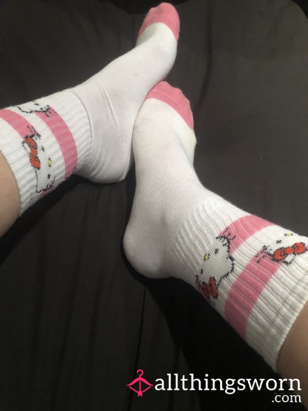 Pretty Hello Kitty White Sports Tape Socks 💖🐱