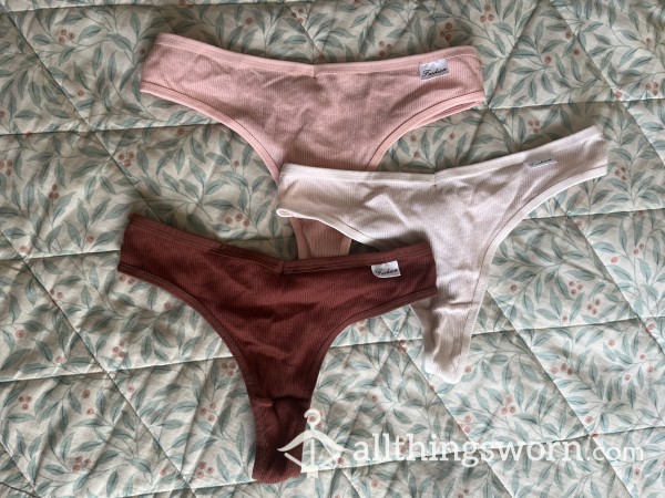 Pretty Ribbed Cotton Thongs