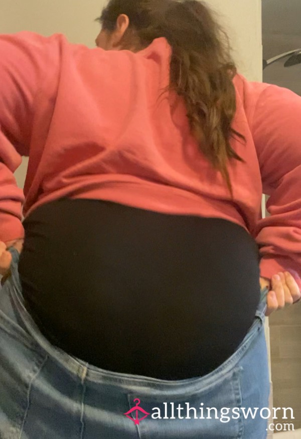 Pulling Up Panties And Jeans Over My Big Booty