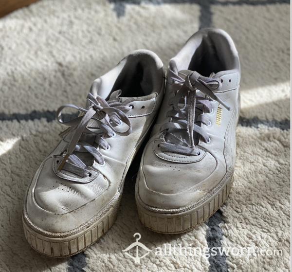 Puma Very Worn Sneakers