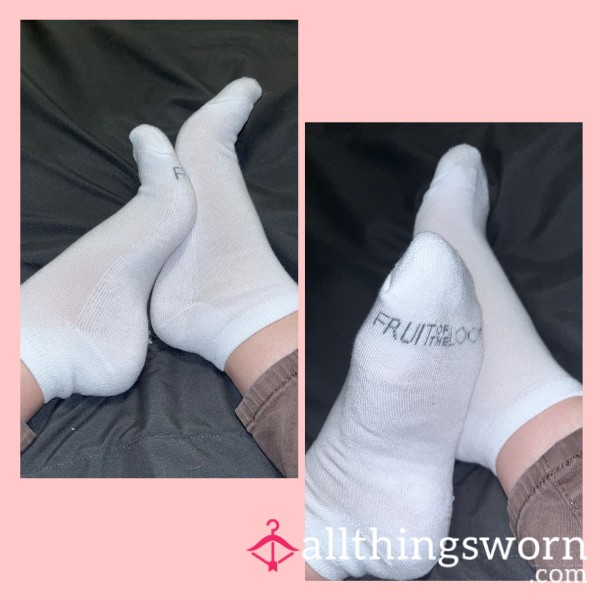 PURE WHITE FRUIT OF THE LOOM ANKLE SOCKS - WORN FOR 3 DAYS 💦