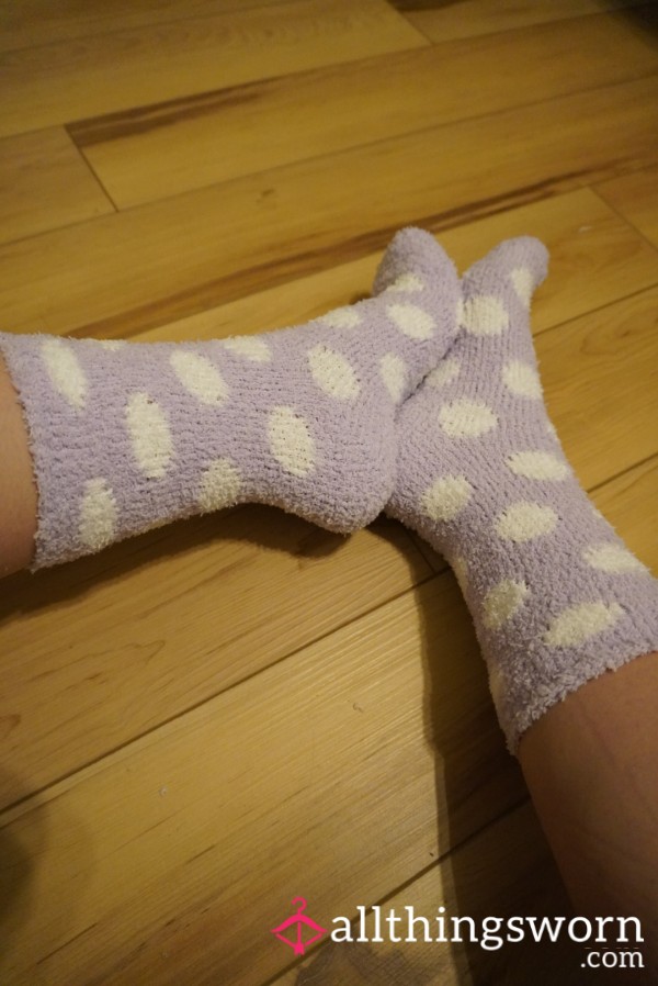 Purple And White Spots Fuzzy Socks