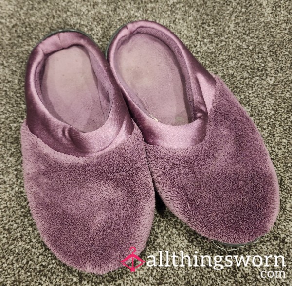 Purple Fuzzy Slippers - US Size 8 - Includes Shipping In Canada