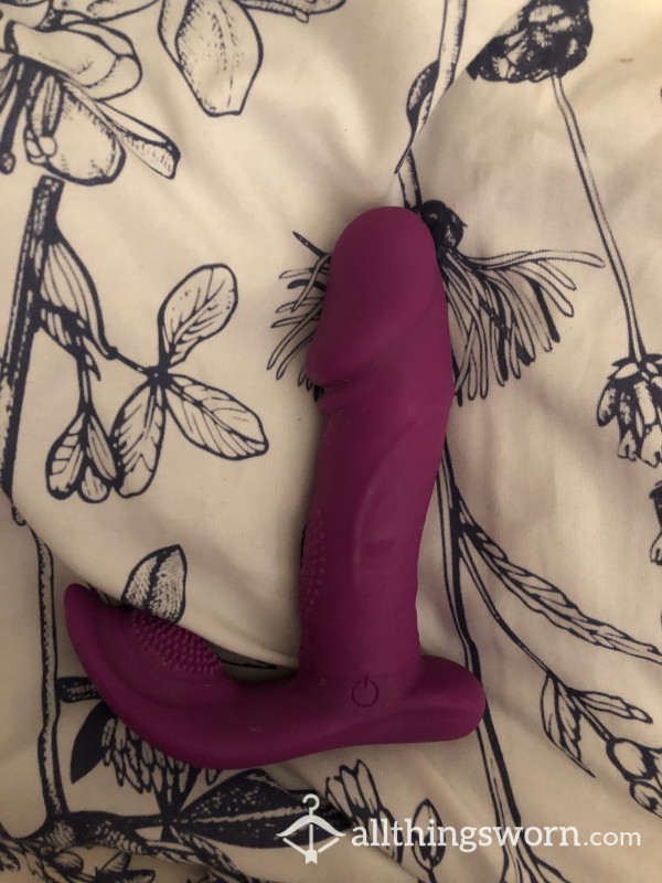 Purple, Insertable Di**o/vibrator. COMES WITH 1 MIN SLOPPY C*ck WORSHIP VIDEO