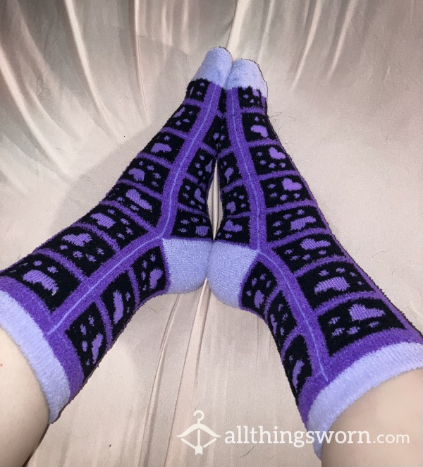 Purple Paw Print Fuzzy Socks! 🐾 *pending