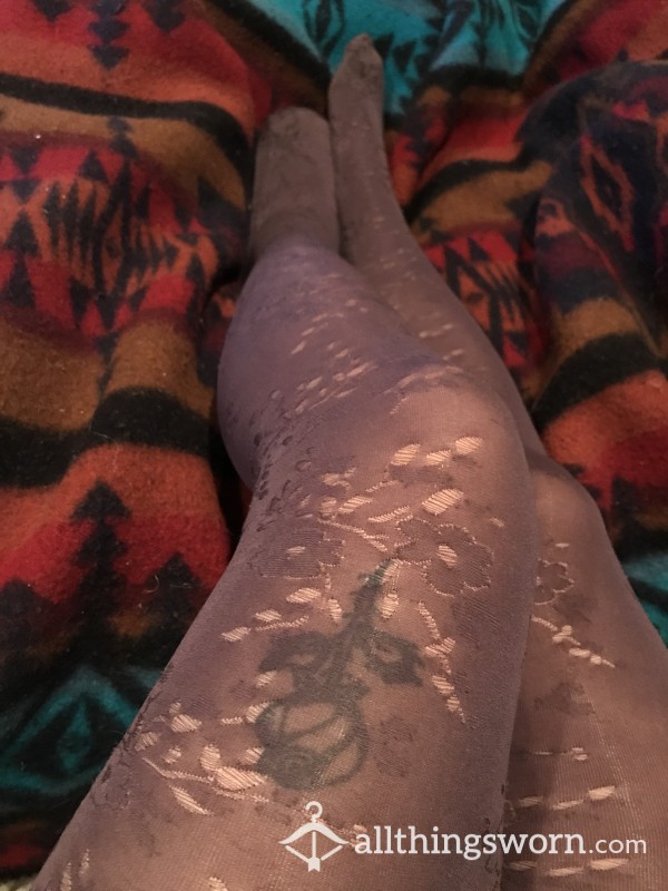 S**y Purple Stockings With Flor*l Print