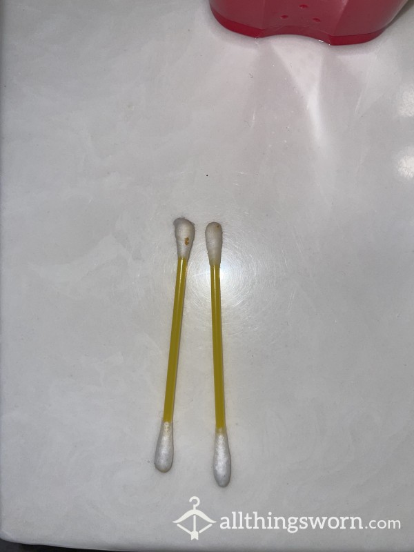 Q-Tips Full Of Ear Wax