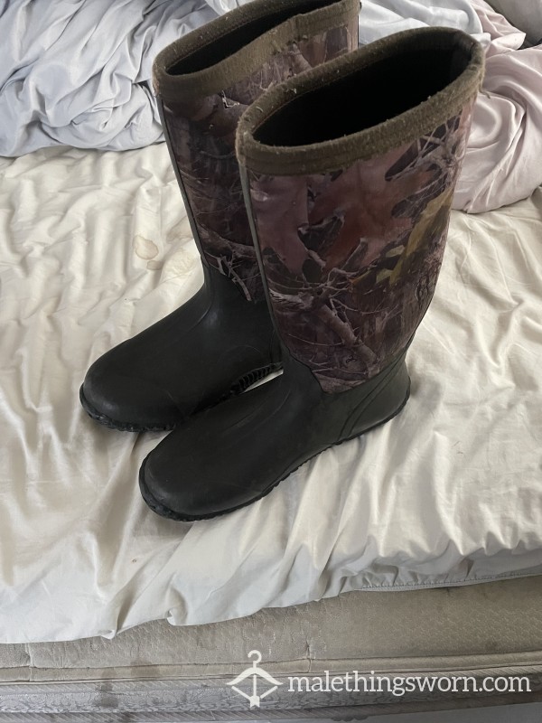 Well Worn Sweaty Rain Boots Size 11