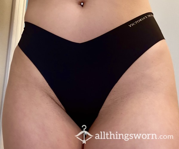 Black Victoria’s Secret Thong🖤