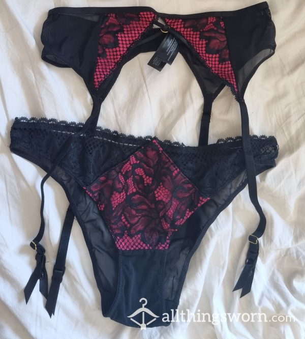 Red And Black S**y Thong And Suspender Belt🌶️