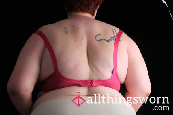 Red Bra, Padded With Lace, Worn By A BBW