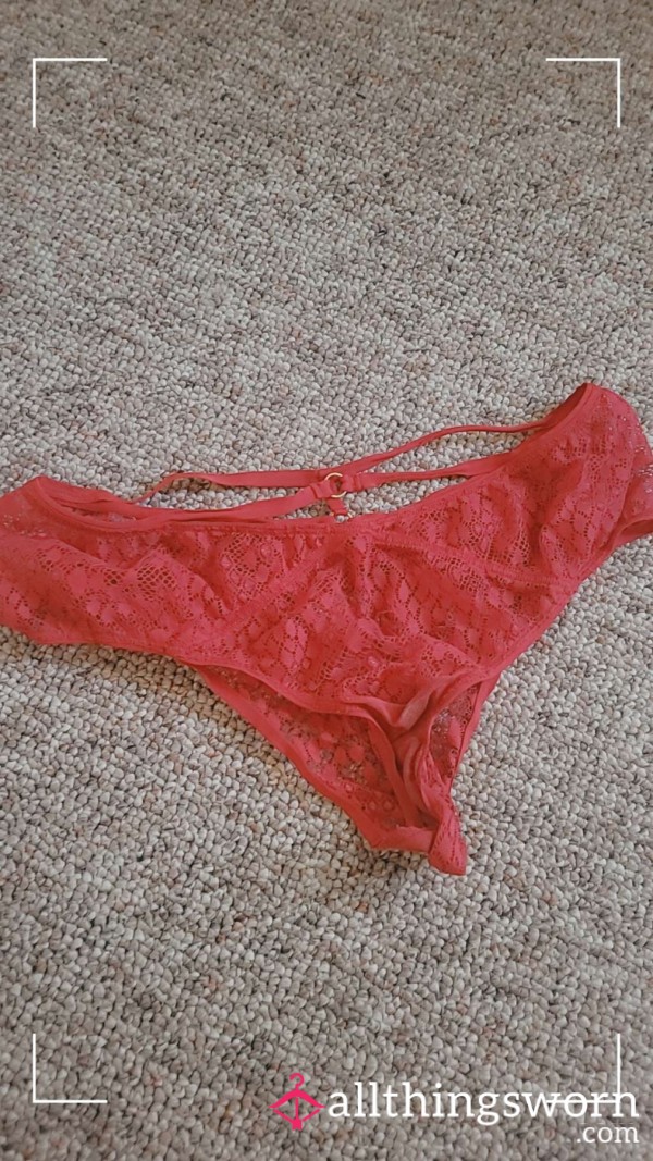 Red Lace VS Cheeky