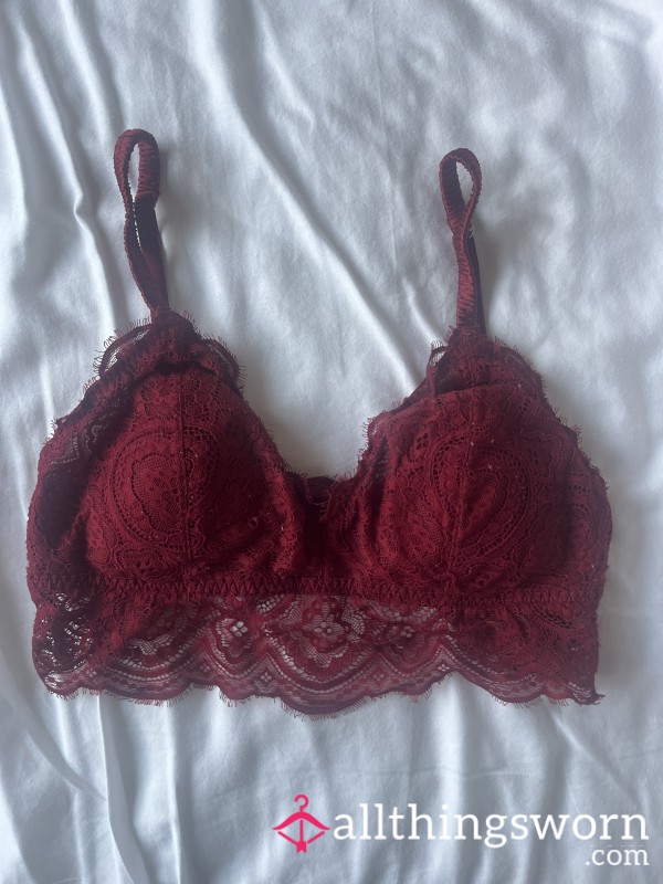 Red Lacy Bra As Seen In Pfp