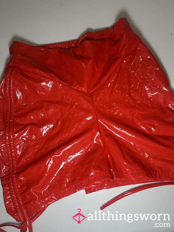 RED LATEX SHORTS❤️‍🔥