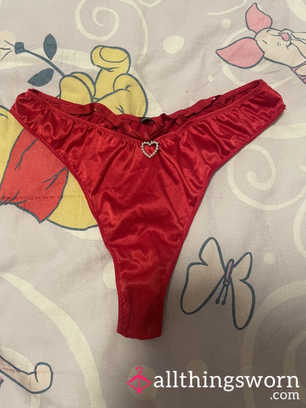 ❤️ Red Thongs With A Heart ❤️