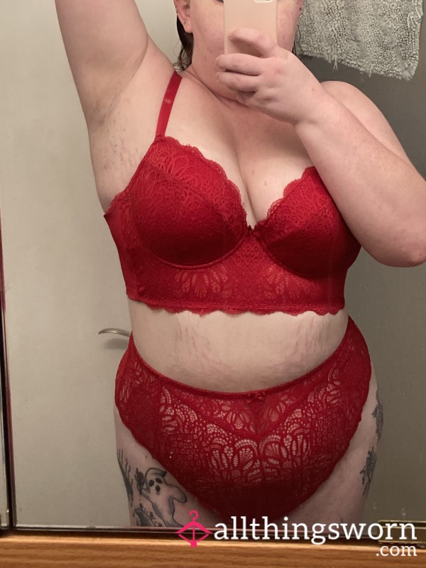 Red Underwire Lace Bra