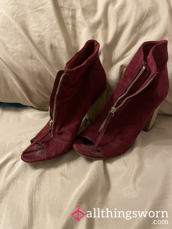 Red Zip Up 3.5 Inch Heels